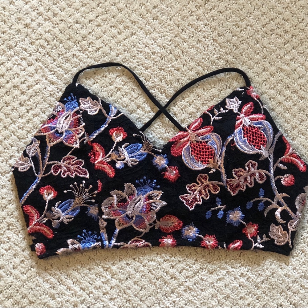 Embroidered crop top with tie back